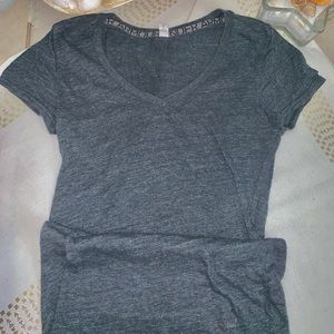 Black/grey Under Amour V-neck top Sz. XS